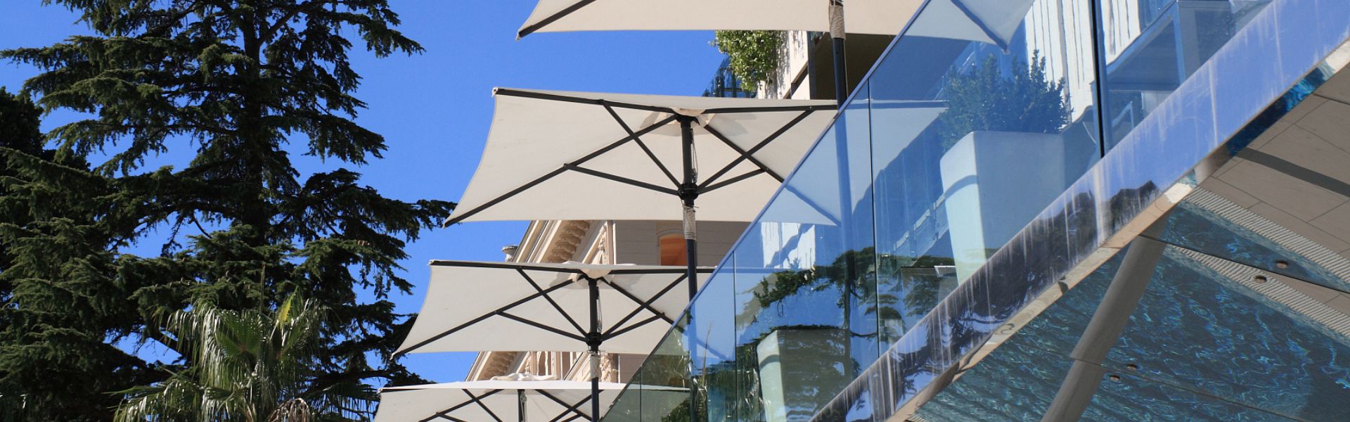patio umbrella manufacturer